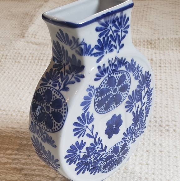 Blue Floral Ceramic Vase - Picture 2 of 8
